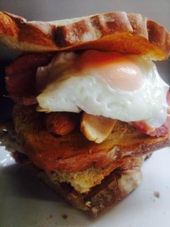 Scoff Troff Cafe