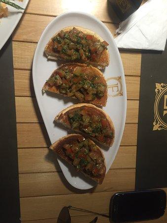 Fernando's Restaurant & Cafe