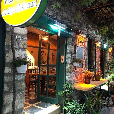 Viz Vizz Butik Restaurant