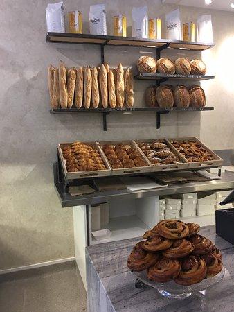 Noosa Hot Bread Shop