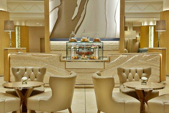 Coral Lounge