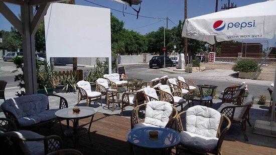 Corner Cafe Bar Cocktail