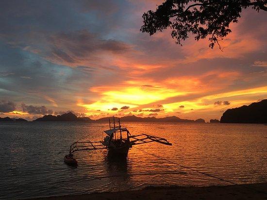 Outpost Beach Bar and Restaurant