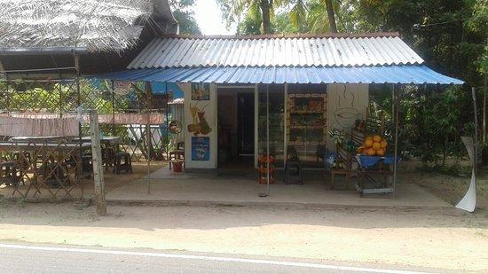 Cafe Pleasure and Homestay