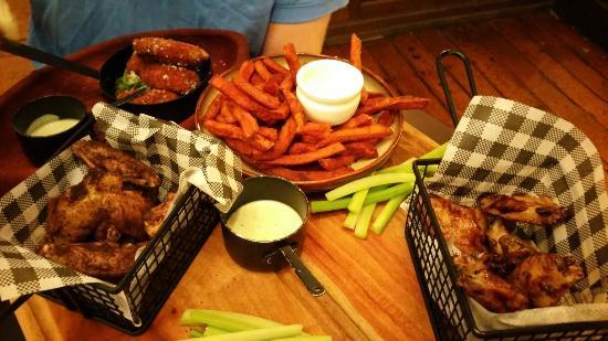 Buffalo Bar