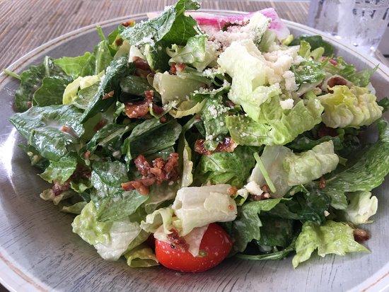 Splash Poolside Restaurant and Grill