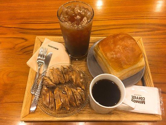Momos Coffee