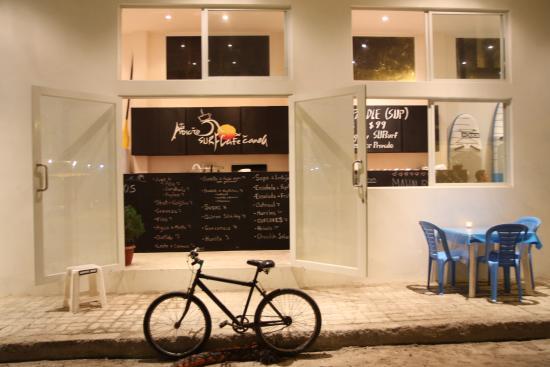 Adicto Surf & SUP Cafe