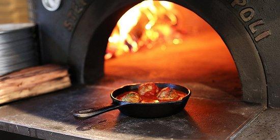Francie's Pizzeria