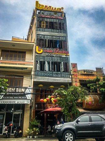Mi Quang Ba Mua