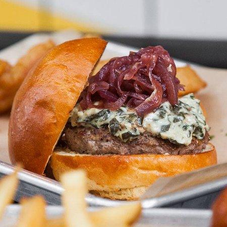 We Love Burgers