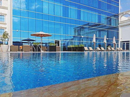 The Deck Pool Bar & Grill