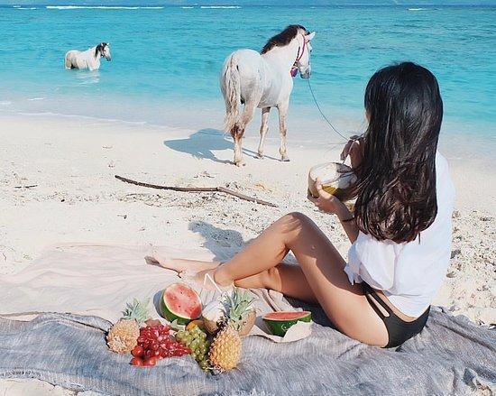 Hellocapitano Lifestyle Cafe