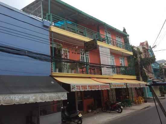 The Twisted Sisters Restaurant