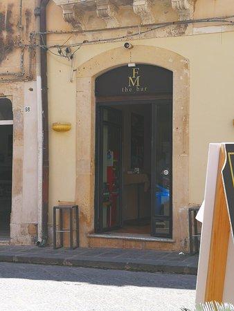 FM Bar