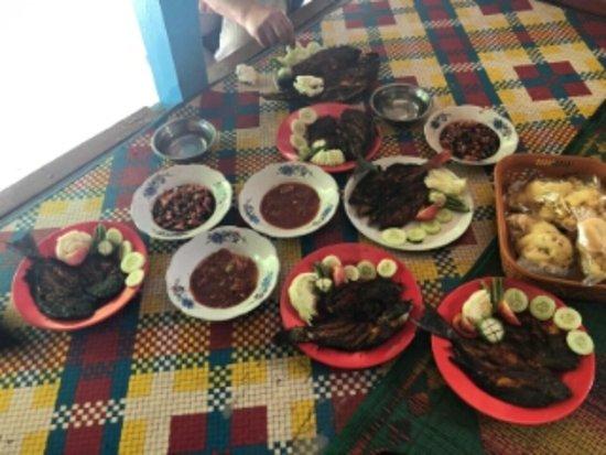 Warung Ikan Bakar Adam