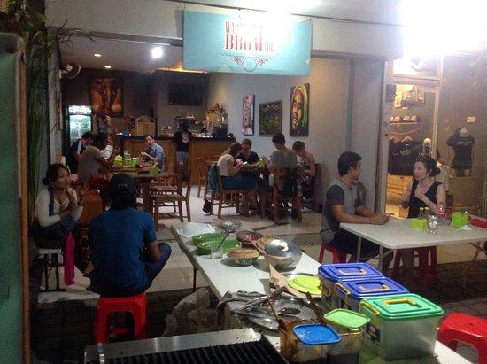 Warung BBQ Mek Made