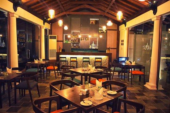 Dine at Triple O Six