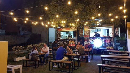 Charlie's House Restaurant