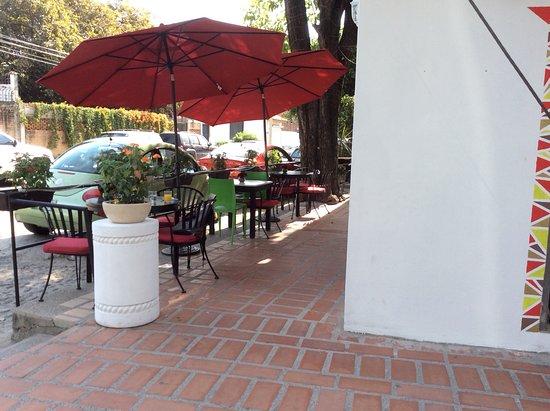Carmesi Terraza Cafe