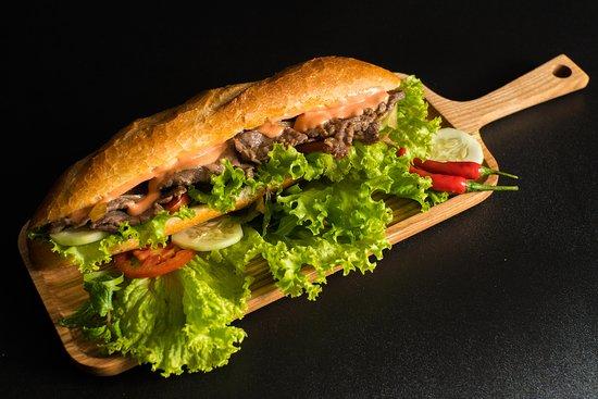 Ban Banh Restaurant