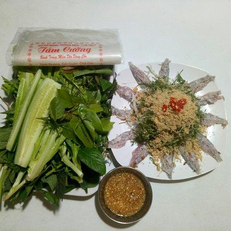 Quan Viet