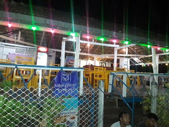 Dilena Golden Grill & Cafe