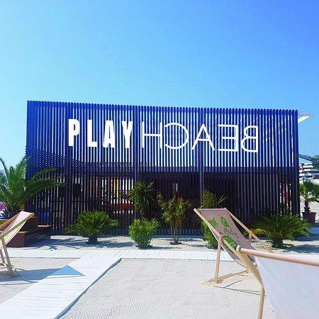 Play Beach Mamaia