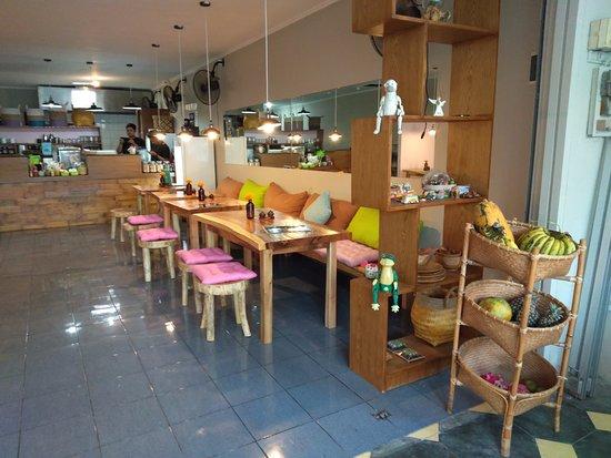 In De Bowl Sanur