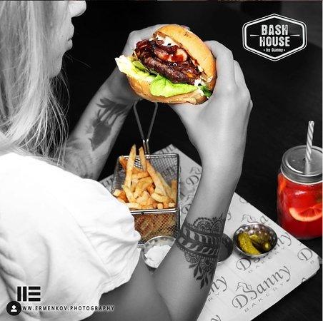 Bash House by Djanny