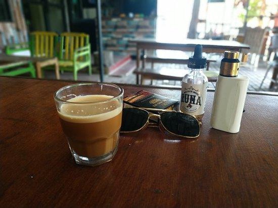 Warning Coffee & Resto