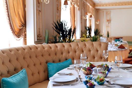 Al Deira Restaurant