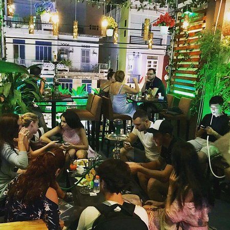 Alice Lounge