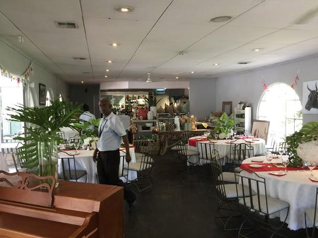 Blue Zoo Garden Restaurant