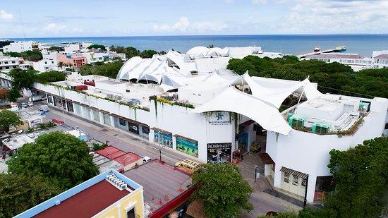 Paseo del Carmen Shopping Mall