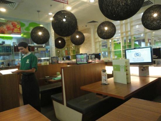 Sakae Sushi