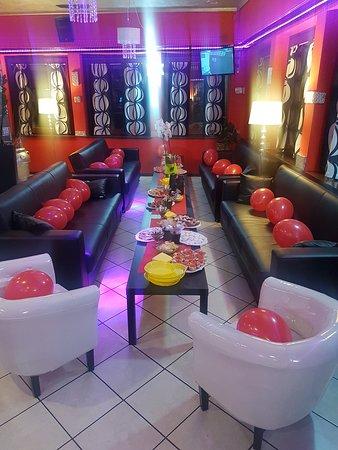 Wine Fashion Cafe