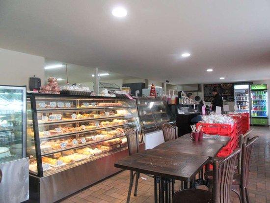 Cafe Ryan's Bakery