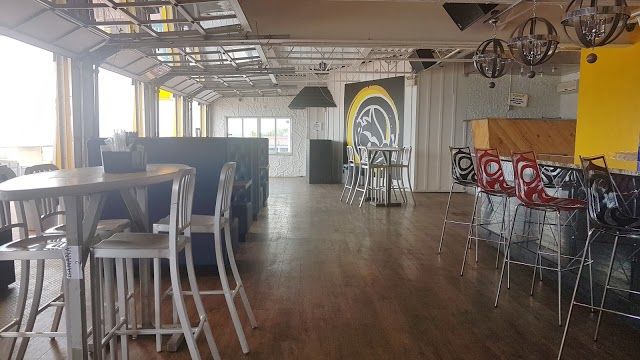Bananas Beach Club