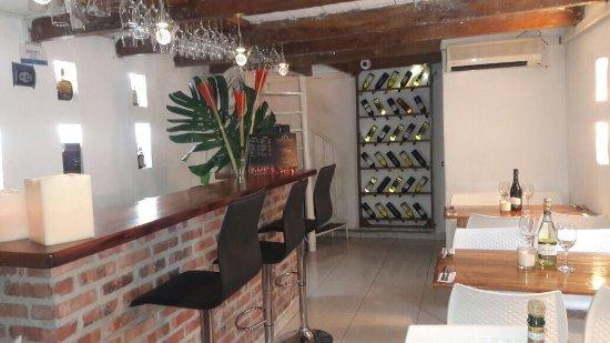 Lenos Carnes Y Cava