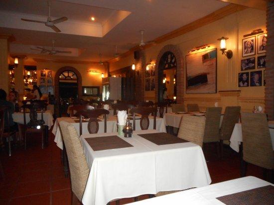 Rico's Steakhouse & Pizzeria