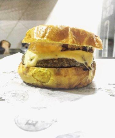 B.B. Burger & Beer