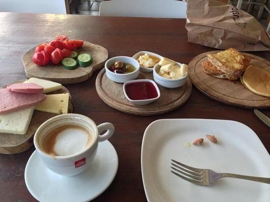 Musto Bistro