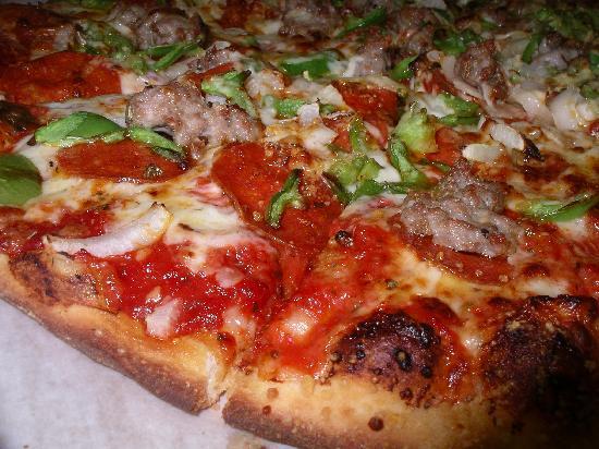Pino's Pizza