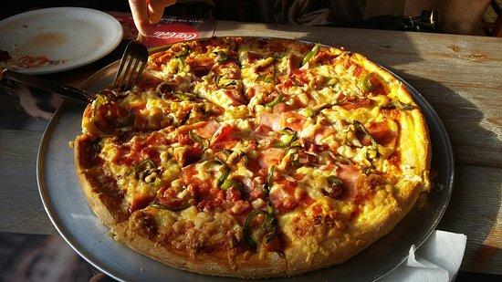 House of Pizza