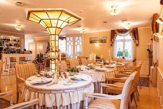 TB PALACE Restaurant