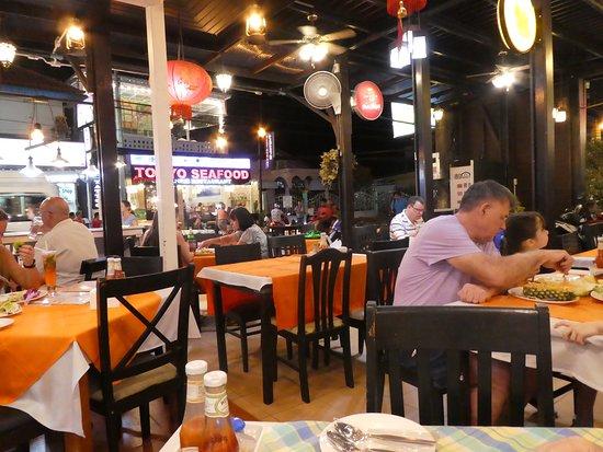 Baan Karon Restaurant