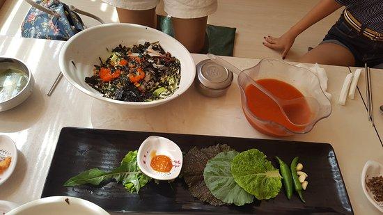 Luxious Goods Cold Raw Fish Soup