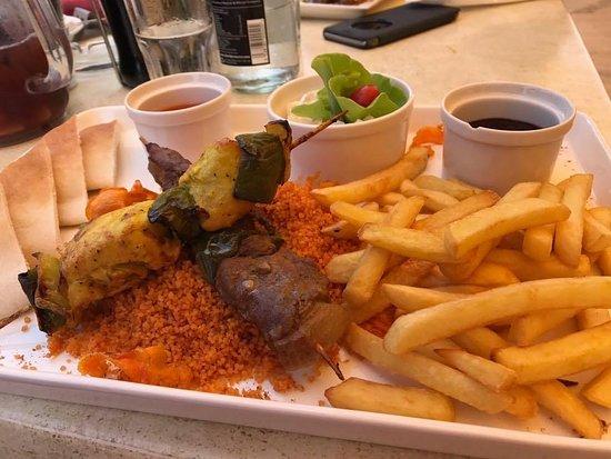 Mambo Beach Club & Restaurant