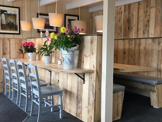 Top Mast Cafe
